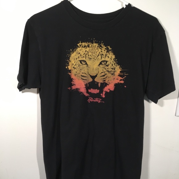 Primitive t-shirt - Picture 1 of 4